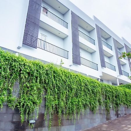 Nivasa Hotel Ungasan Exterior foto